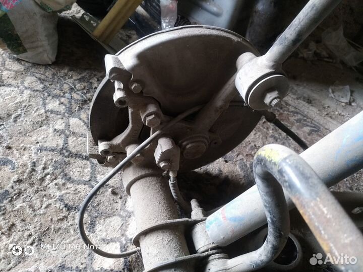 Saab 9000 балка