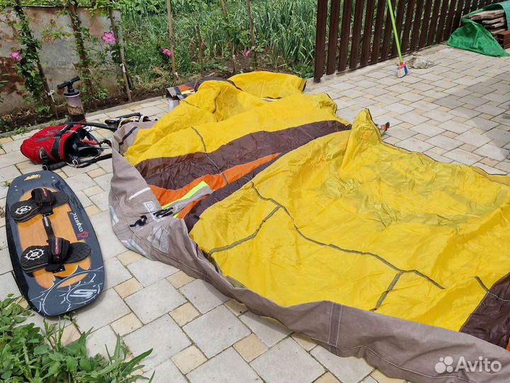 Кайтсерфинг,парашют,стропы,трапеция,насос рюкзак