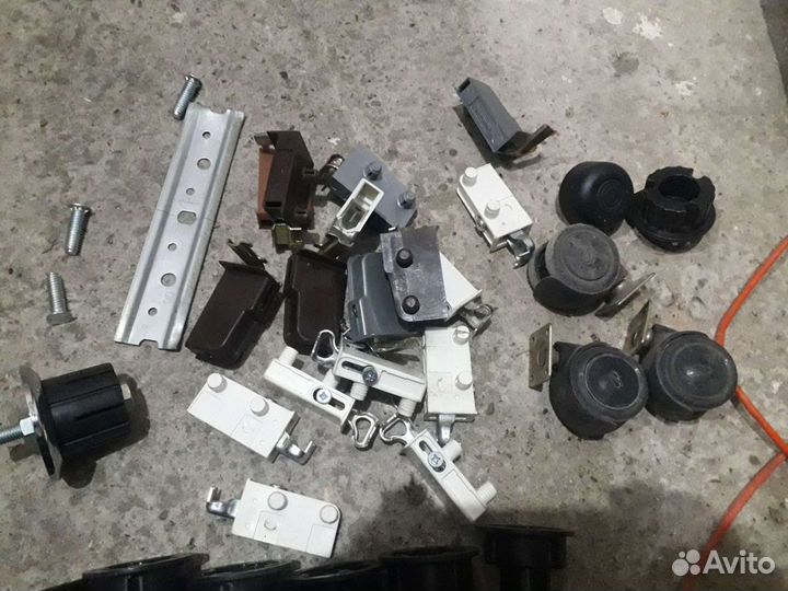 Мебельная фурнитура