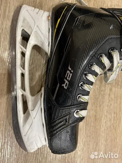 Коньки хоккейные Bauer Supreme M4
