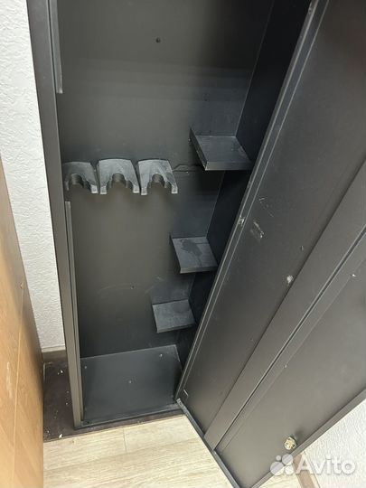 Оружейный сейф на 3 ствола