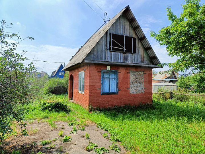 Дача 18 м² на участке 5 сот.