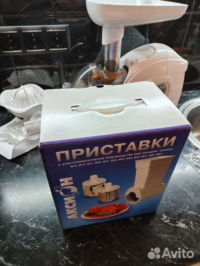 Мясорубка Аксион М42 + все насадки и доп. ножи