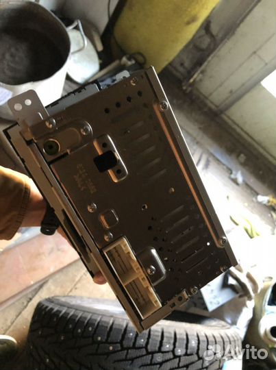 Автомагнитола шгу с рамкой KIA Sportage 3