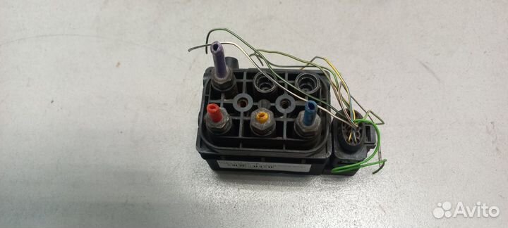 Блок клапанов Volkswagen Touareg, 2007