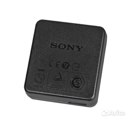 Зарядное устройство Sony AC-UB10C