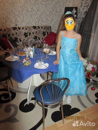 Платье нарядное