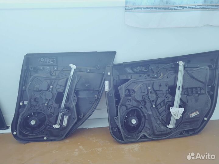 Дверные карты на Мазду 3 бл седан левая сторона