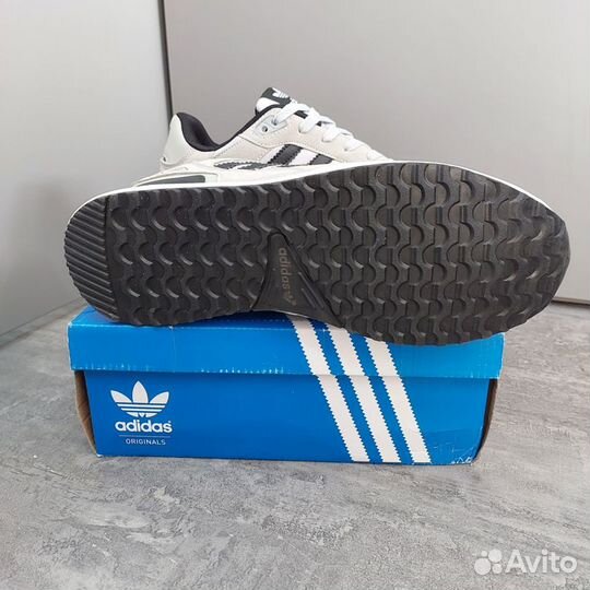 Кроссовки мужские adidas zx750 41 42 43 44