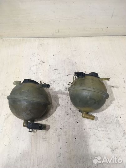 Расширительный бачок Фольксваген Passat B3 B4