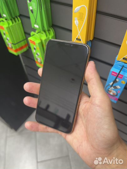 iPhone 11 Pro, 64 ГБ
