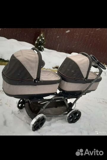 Коляска для двойни
