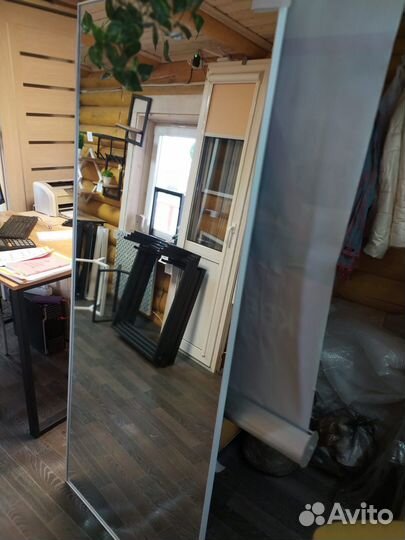 Зеркало с ножкой Лофт