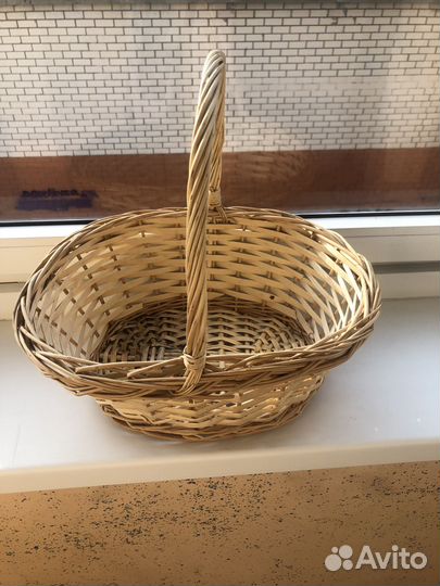 Корзина плетеная