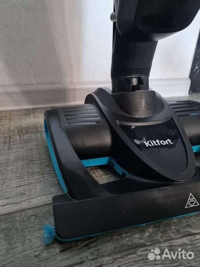 Вертикальный паровой пылесос kitfort KT-535-1