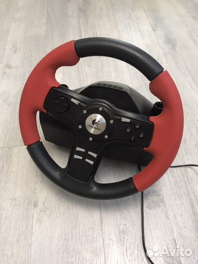 Logitech руль и педали