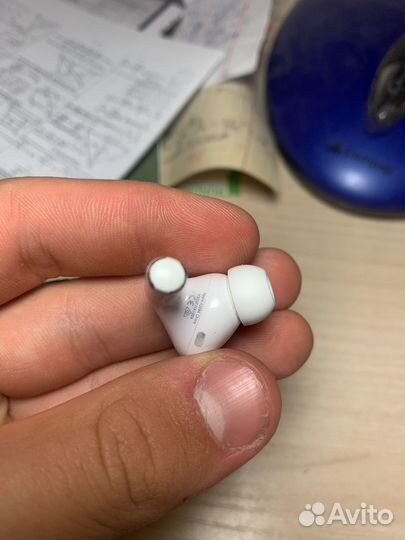 Airpods pro, правый наушник