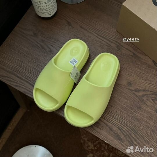 Adidas Yeezy Slide тапочки шлепанцы сланцы