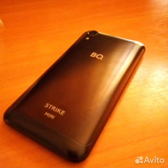 Телефон BQ