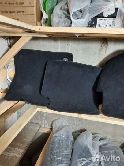 Автомобильные коврики пассат