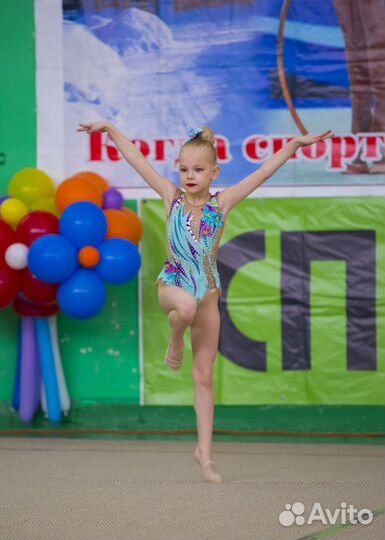 Продам купальник для художественной гимнастики
