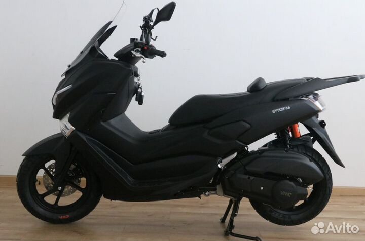 Скутер Vento MAX RS - 150cc (replica Yamaha tmax)