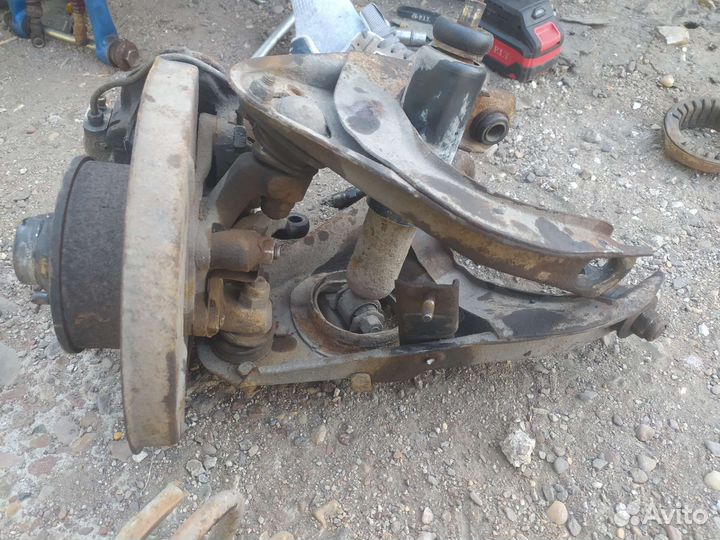 Кулак в сборе