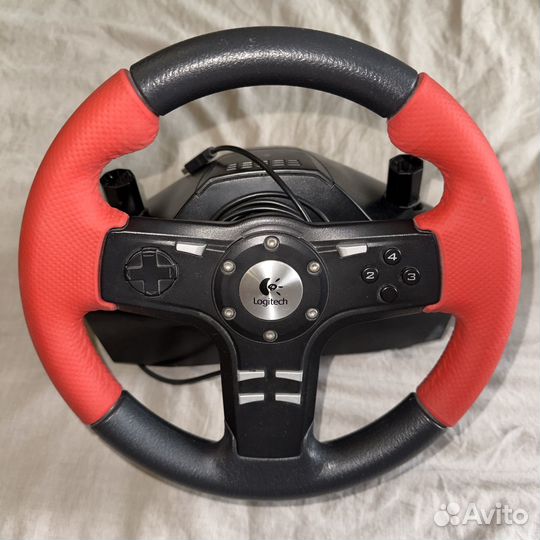 Игровой руль logitech