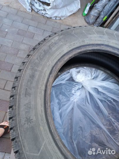 Triangle IceLink Trin PS01 215/60 R17 100T