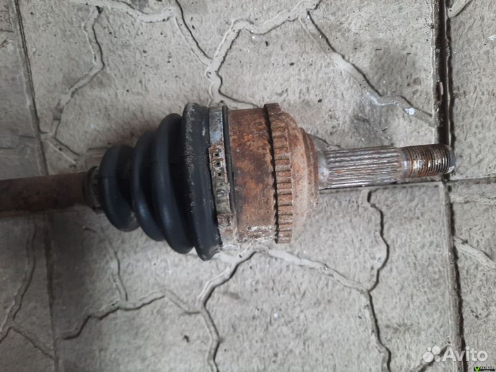 Привод правый Renault Megane Classic 1,6 МКПП