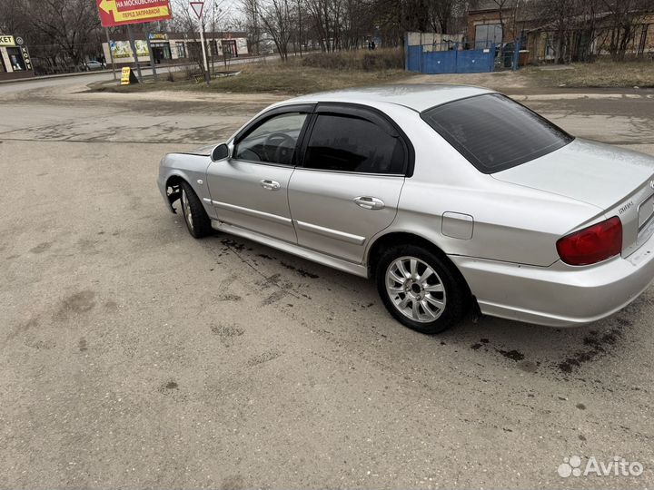 Hyundai Sonata 2.0 МТ, 2004, 300 000 км