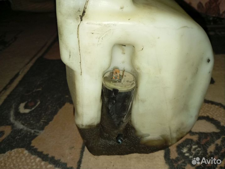 Бачок омывателя audi 80 b3