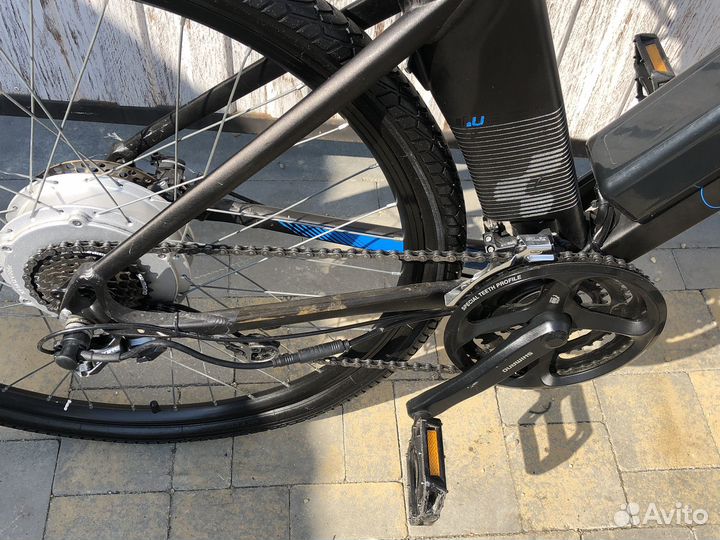 Электровелосипед Cube