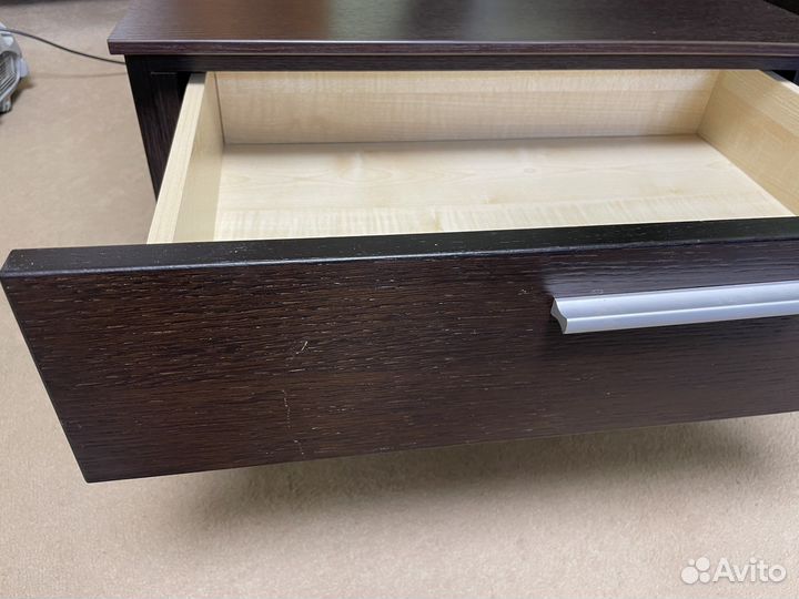 Тумба прикроватная