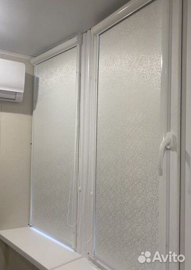 Рулонные шторы зебра в коробе D9303