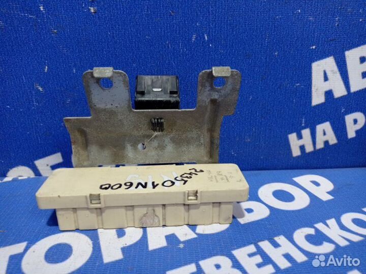 Блок предохранителей салона Nissan Almera N15