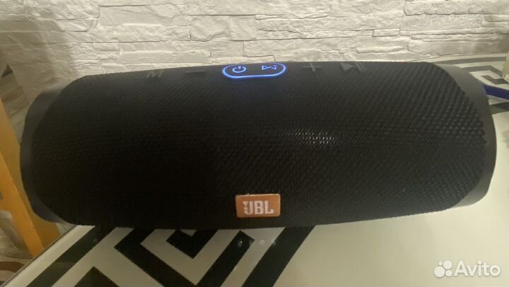 Колонка jbl charge 4