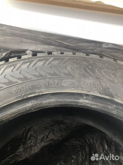 Nokian Tyres Hakkapeliitta 8 215/55 R17 98T