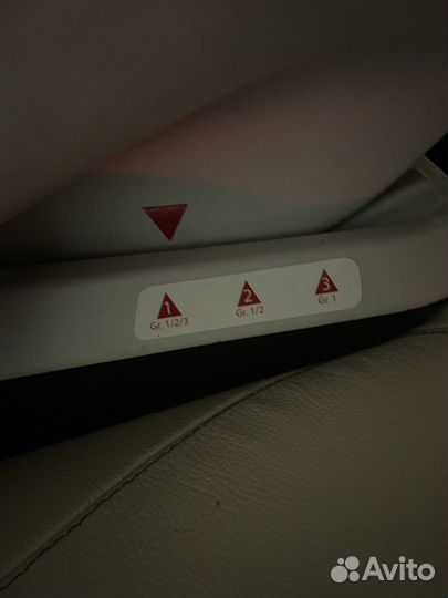 Автокресло chicco universe fix 9-36 кг