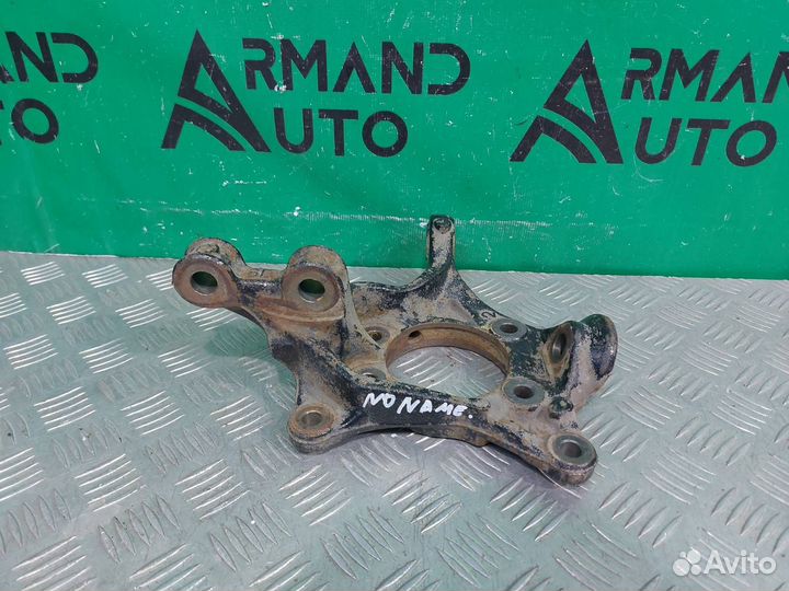 Кулак поворотный передний правый Toyota Camry 8