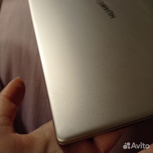 Ноутбук huawei
