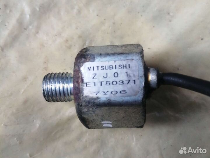 Датчик детонации Mazda 3 BK, 1.6, z6