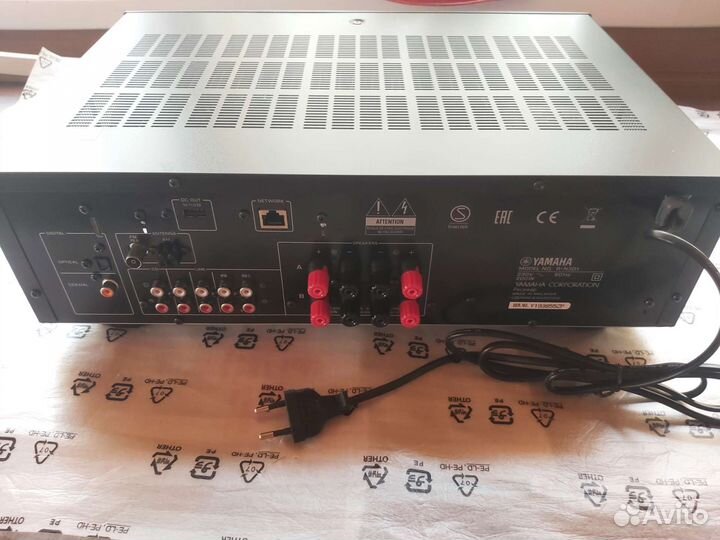 Yamaha r-n301