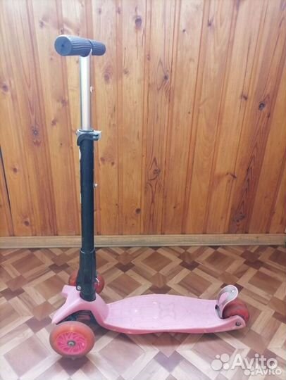 Самокат 3х колесный