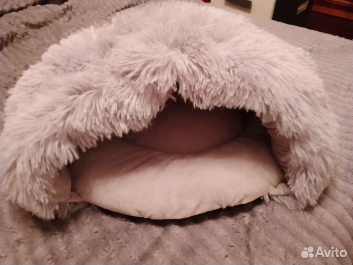 Лежанка для маленьких собак