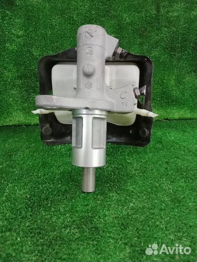 Главный тормозной цилиндр Audi A4 B8 cdhb (1.8T)