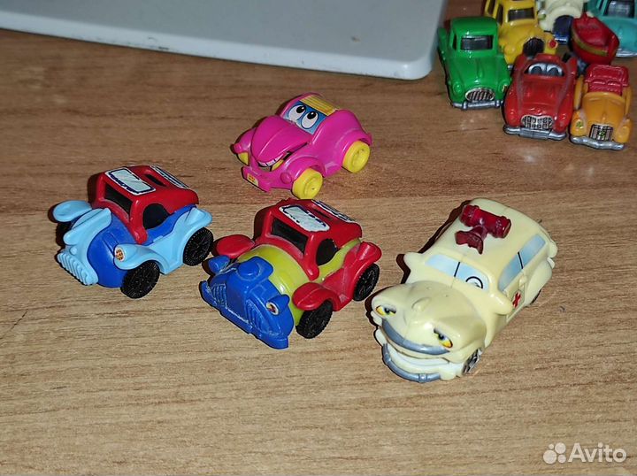 Машинки из киндер сюрприза конец 1990х
