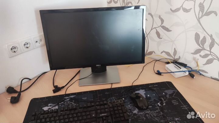 Монитор dell 24