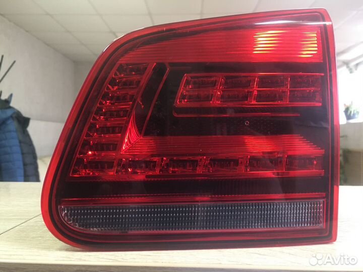 Фонарь задний volkswagen tiguan правый