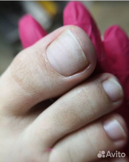 Модель на маникюр, педикюр